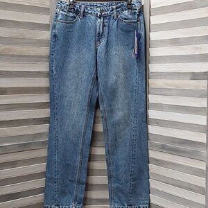 Mid-Rise Boyfriend Medium Wash Jeans | Future Collective | 6